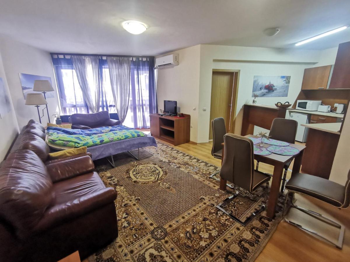Nice And Quiet Apartment Next To Gondola Lift. Банско Екстериор снимка